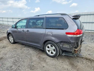 2014 TOYOTA SIENNA LE, фото 2, лот 10543438