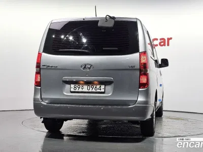 2017 Hyundai Starex 5-Seater VAN, фото 4, лот 10512751