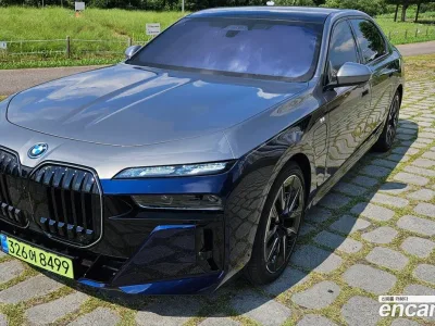 2025 BMW 7-Series 750e xDrive M Sport, фото 2, лот 10144558