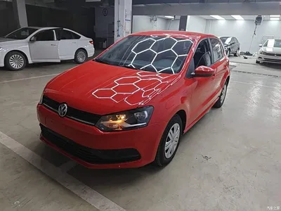 2016 Volkswagen Polo 1.4L Automatic Trend, фото 2, лот 10766105