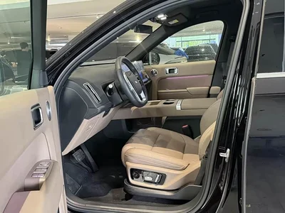 2025 Li Auto L7 Ultra Smart Renewal Edition, фото 4, лот 11241690