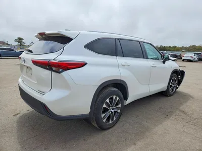 2021 TOYOTA HIGHLANDER XLE, фото 3, лот 10557532