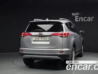 2017 Toyota RAV4 2.5 2WD, фото 4, лот 10034176