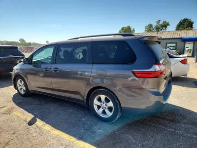 2015 TOYOTA SIENNA LE, фото 2, лот 10502139