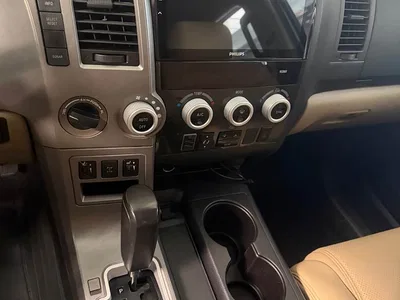 2010 Toyota Sequoia 5.7 Platinum Edition, фото 4, лот 10307420