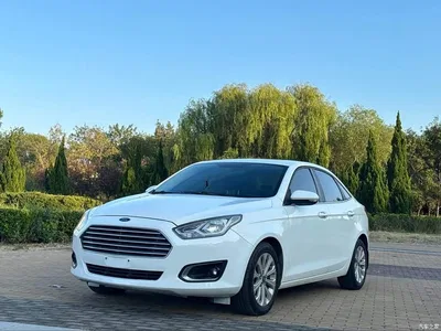 2015 Ford Escort 1.5L Automatic Fashion, фото 1, лот 10293656