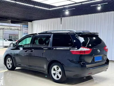 2015 Toyota Sienna, фото 3, лот 10482545