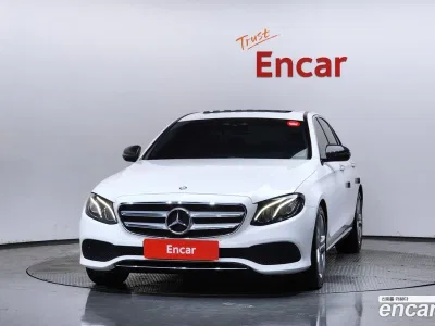 2017 Mercedes-Benz E-Class E200 Avantgarde, фото 2, лот 10072359