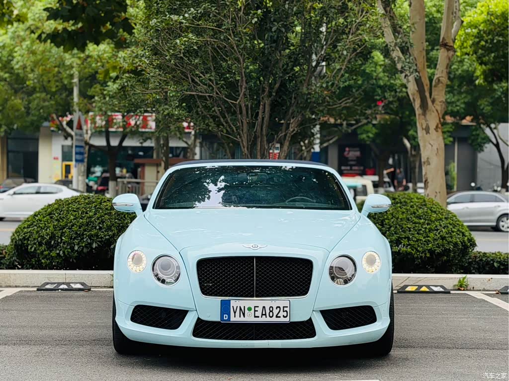 2012 Bentley Continental 4.0T GTC V8, фото 2, лот 11227288