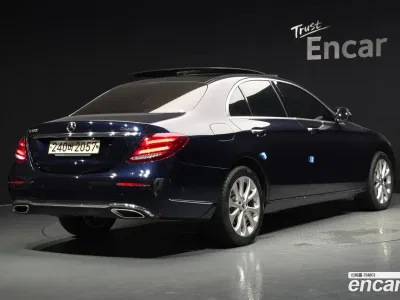 2019 Mercedes-Benz E-Class E300 4MATIC Exclusive, фото 1, лот 10055063
