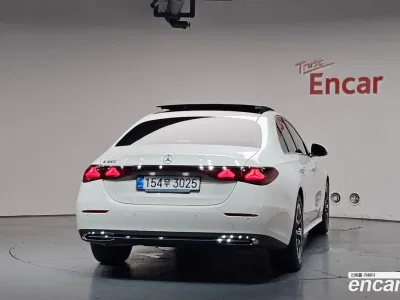 2025 Mercedes-Benz E-Class E200 Avantgarde, фото 2, лот 10059340