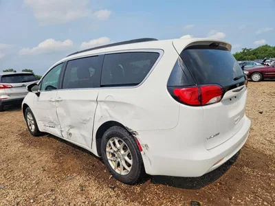 2020 CHRYSLER VOYAGER LXI, фото 2, лот 10654980