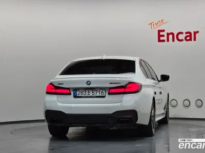 2021 BMW 5-Series M550i xDrive, фото 3, лот 10058149