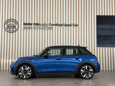 2025 MINI MINI Model 2.0T COOPER S Artist 5-Door, фото 3, лот 10352703
