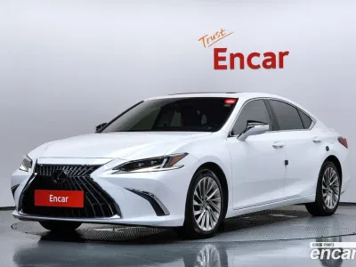 2023 Lexus ES 300h Executive, фото 1, лот 10203218