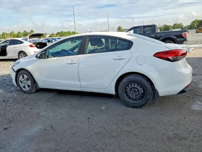 2017 KIA FORTE LX, фото 2, лот 10785292
