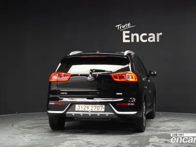2018 Kia Niro Prestige, фото 4, лот 10225488