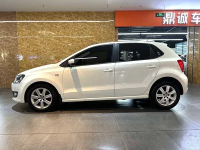 2013 Volkswagen Polo 1.6L Automatic Comfort Edition, фото 4, лот 10430681