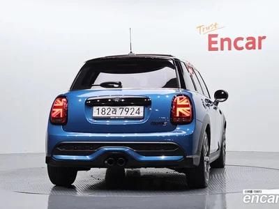 2022 Mini Cooper 5Door Classic, фото 4, лот 10099257
