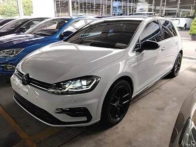 2020 Volkswagen Golf Beloved Edition 280TSI DSG R-Line, фото 2, лот 10451394