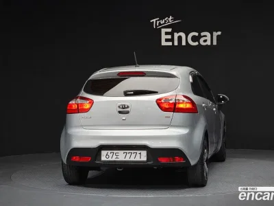 2012 Kia pride 1.6 GDI Hatchback, фото 4, лот 10154226
