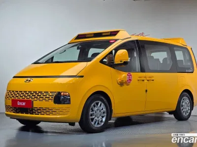 2022 Hyundai Staria L3.5 Kinder Safety Car, фото 1, лот 10382925