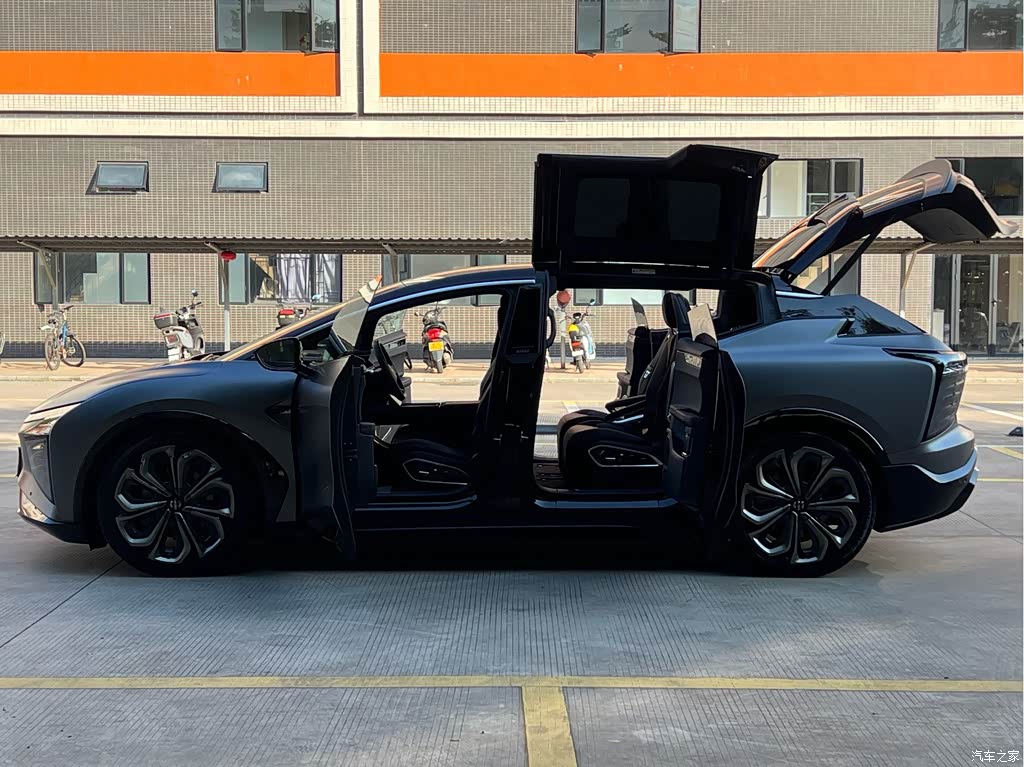 2021 HiPhi X Flagship Edition 6-Seater, фото 2, лот 10414075