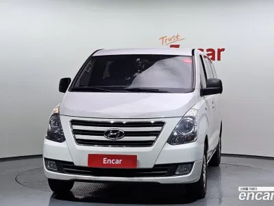 2017 Hyundai Starex 5-Seater VAN, фото 2, лот 10193206