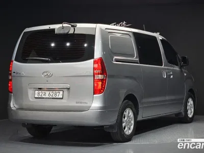 2015 Hyundai Starex 5-Seater VAN, фото 2, лот 10191165