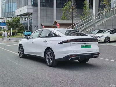 2025 Geely Galaxy Galaxy L6 EM-i 140km Voyage Edition, фото 4, лот 10430290