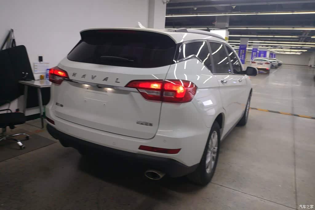 2018 Haval M6 Facelift 1.5T DCT 2WD Elite Edition, фото 3, лот 10448508