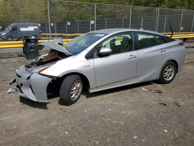 2016 TOYOTA PRIUS TWO, фото 1, лот 10558601