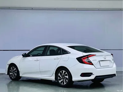 2016 Honda Civic 220TURBO CVT Luxury Edition, фото 4, лот 10409375