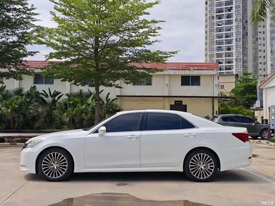 2018 Toyota Crown 2.0T Fashion Edition, фото 4, лот 10276997
