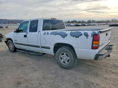 2000 CHEVROLET SILVERADO C1500, фото 2, лот 10975850
