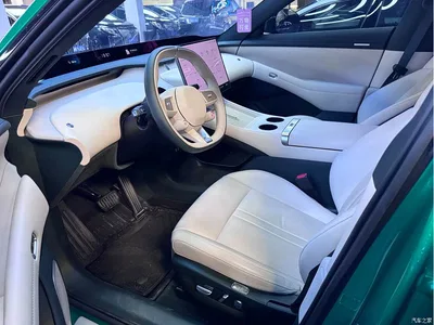 2025 Xiaomi Auto Xiaomi YU7 Extended Range RWD Edition, фото 4, лот 10442646