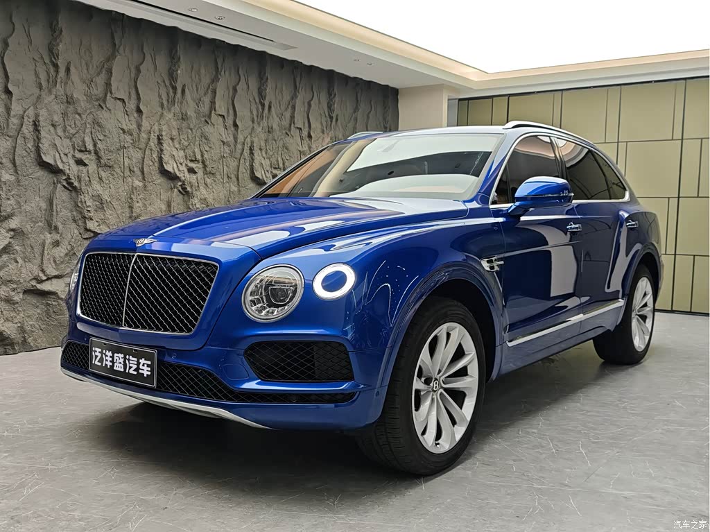 2018 Bentley Bentayga 4.0T V8, фото 1, лот 11136270