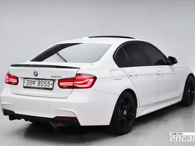 2018 BMW 3-Series 320i M Sport Shadow, фото 3, лот 10179066