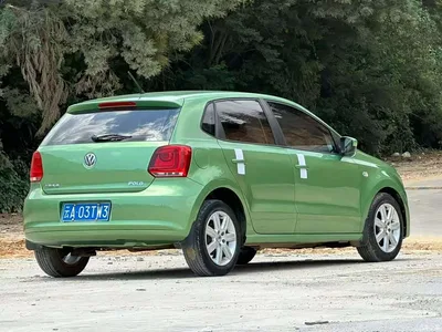 2013 Volkswagen Polo 1.4L Automatic Comfort Edition, фото 4, лот 10428876