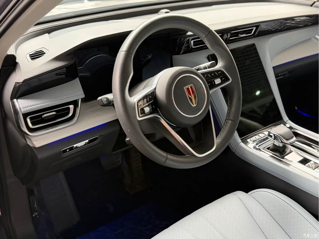 2025 Hongqi H5 PHEV 170 Super Hybrid Edition, фото 4, лот 11212886
