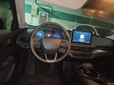 2022 Hongqi E-QM5 431km Charging Enjoyment Edition, фото 3, лот 10615731