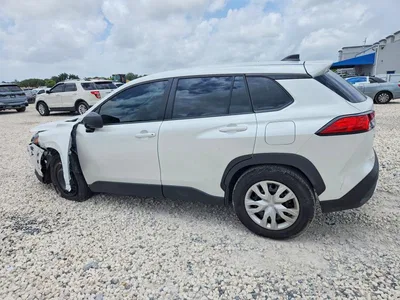 2025 TOYOTA COROLLA CROSS L, фото 2, лот 10556059