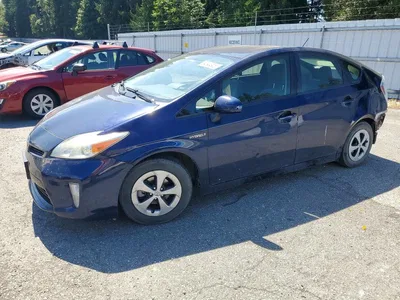 2015 TOYOTA PRIUS TWO, фото 1, лот 10536023