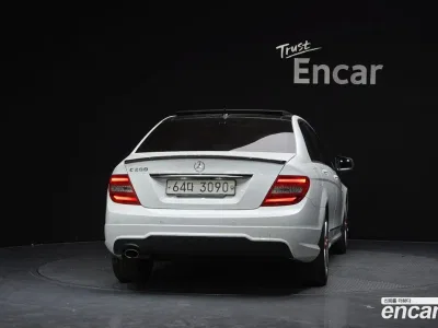 2013 Mercedes-Benz C-Class C200 CGI Avantgarde Style Package, фото 4, лот 10162021