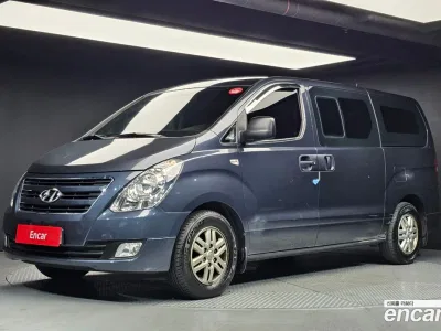 2017 Hyundai Starex 5-Seater VAN, фото 1, лот 10399441