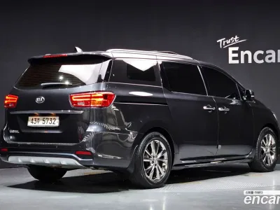 2019 Kia Canival 9-Seater Noblesse Special, фото 2, лот 11085276