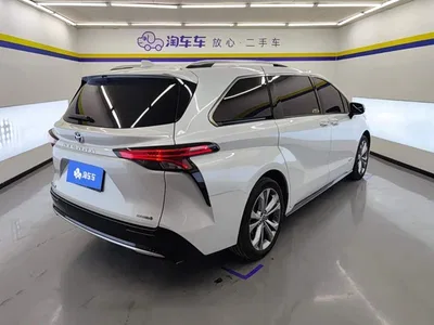 2023 Toyota Sienna 2.5L Hybrid Premium Edition, фото 3, лот 10300439