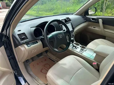 2013 Toyota Highlander 2.7L 2WD 5-seater Purple Gold Edition, фото 4, лот 10300487