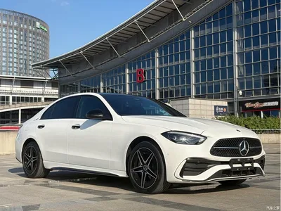 2023 Mercedes-Benz C-Class C 260 L Night Edition Sport, фото 2, лот 10335389
