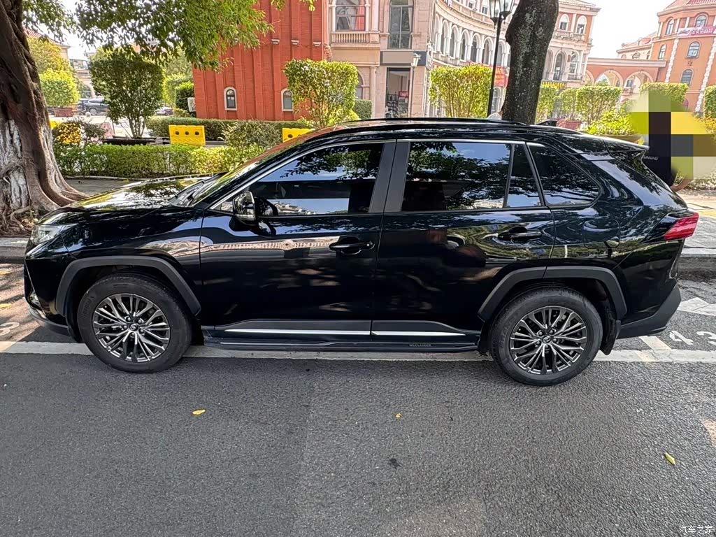 2023 Toyota Wildlander 2.0L CVT FWD Luxury PLUS, фото 4, лот 11214741